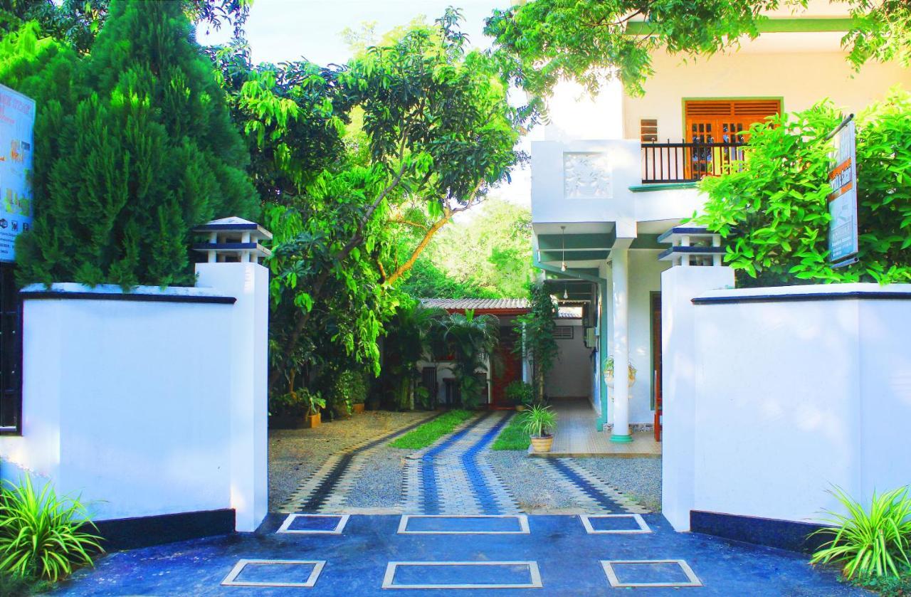 Sarath Home Stay&Safari Yala Tissamaharama Dış mekan fotoğraf