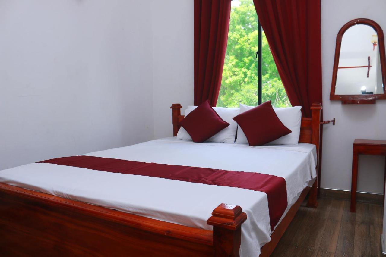 Sarath Home Stay&Safari Yala Tissamaharama Dış mekan fotoğraf